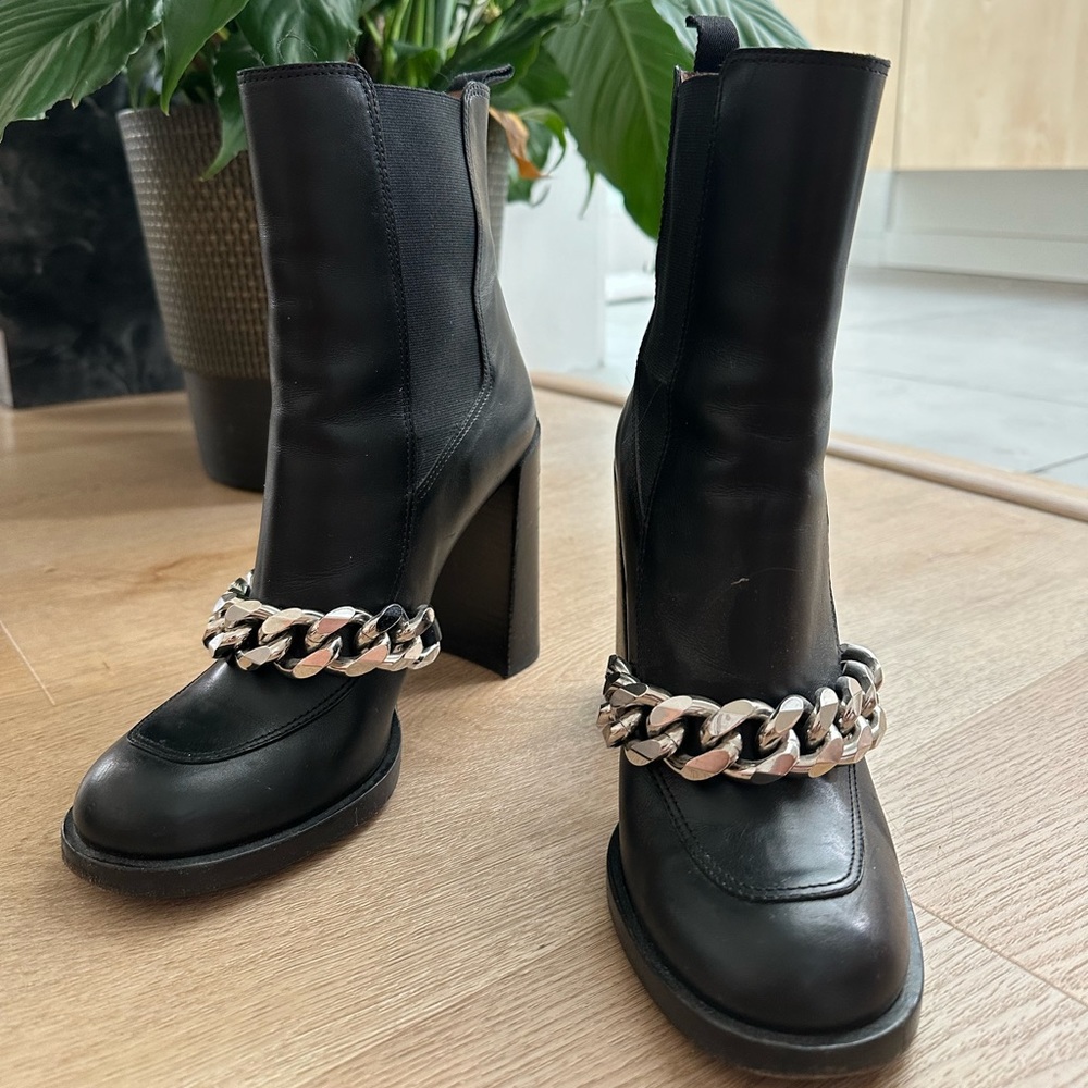 Givenchy Chain Chelsea Boot with Silver Chain